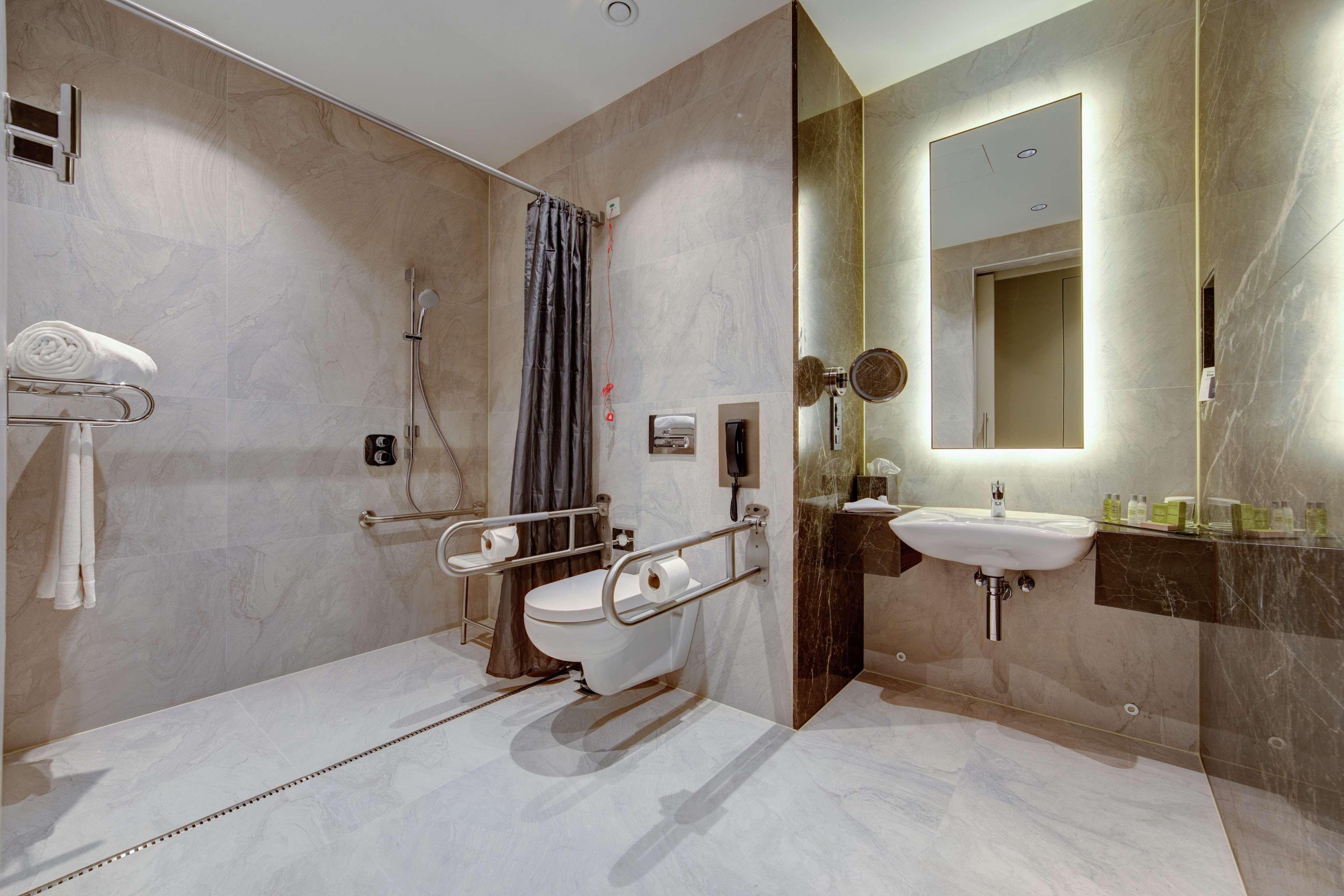 Doubletree By Hilton Adana Hotel Exterior foto