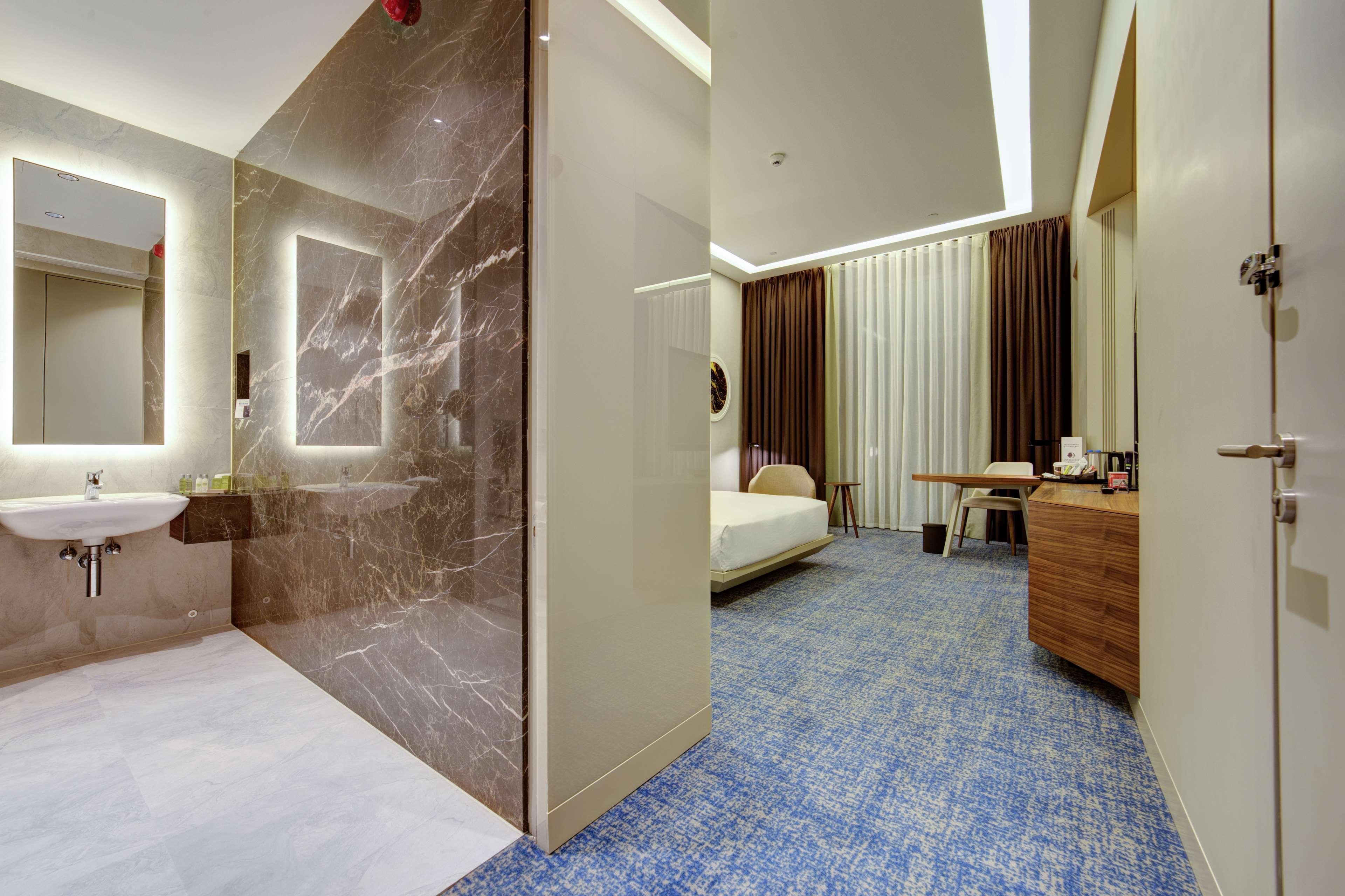 Doubletree By Hilton Adana Hotel Exterior foto