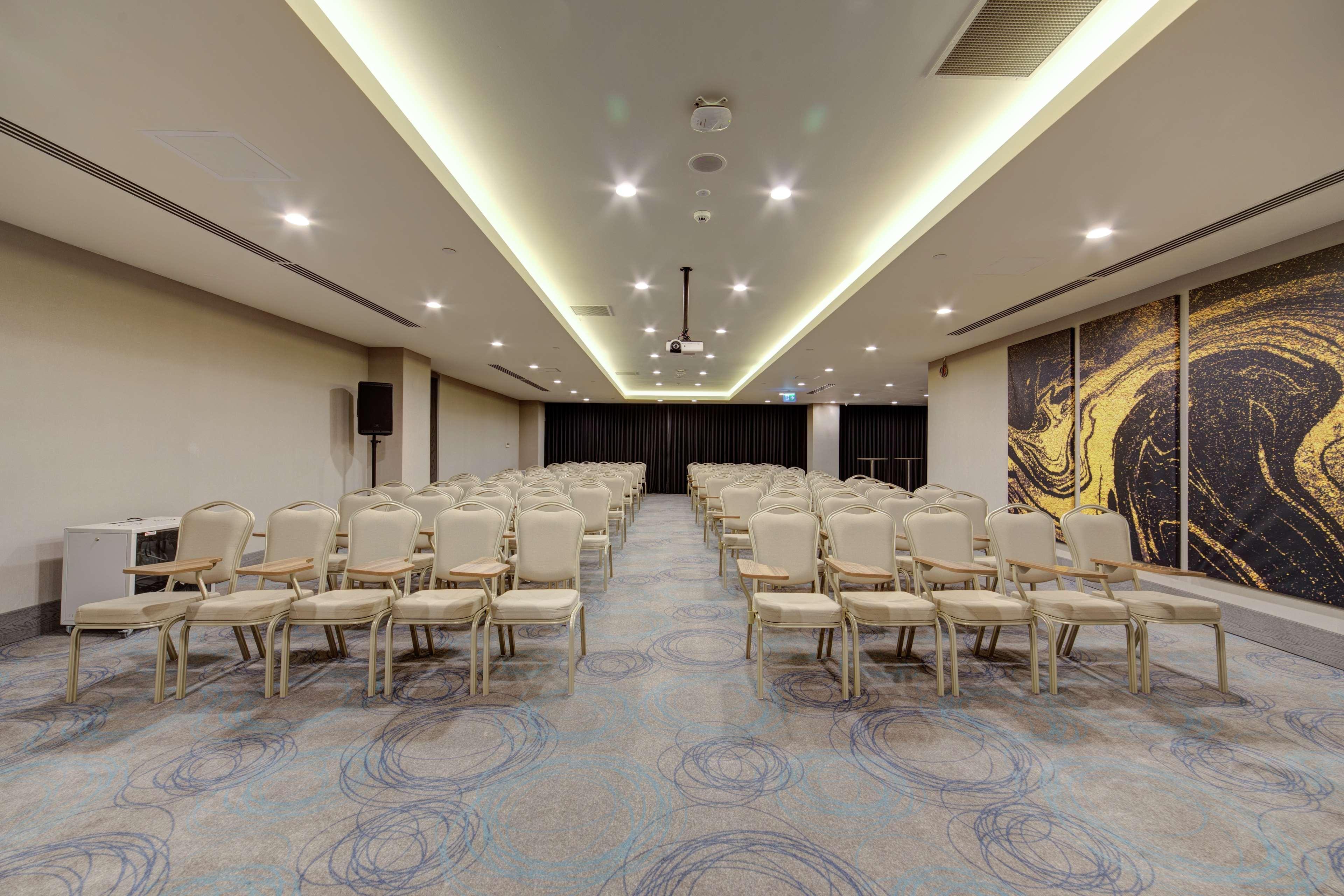 Doubletree By Hilton Adana Hotel Exterior foto
