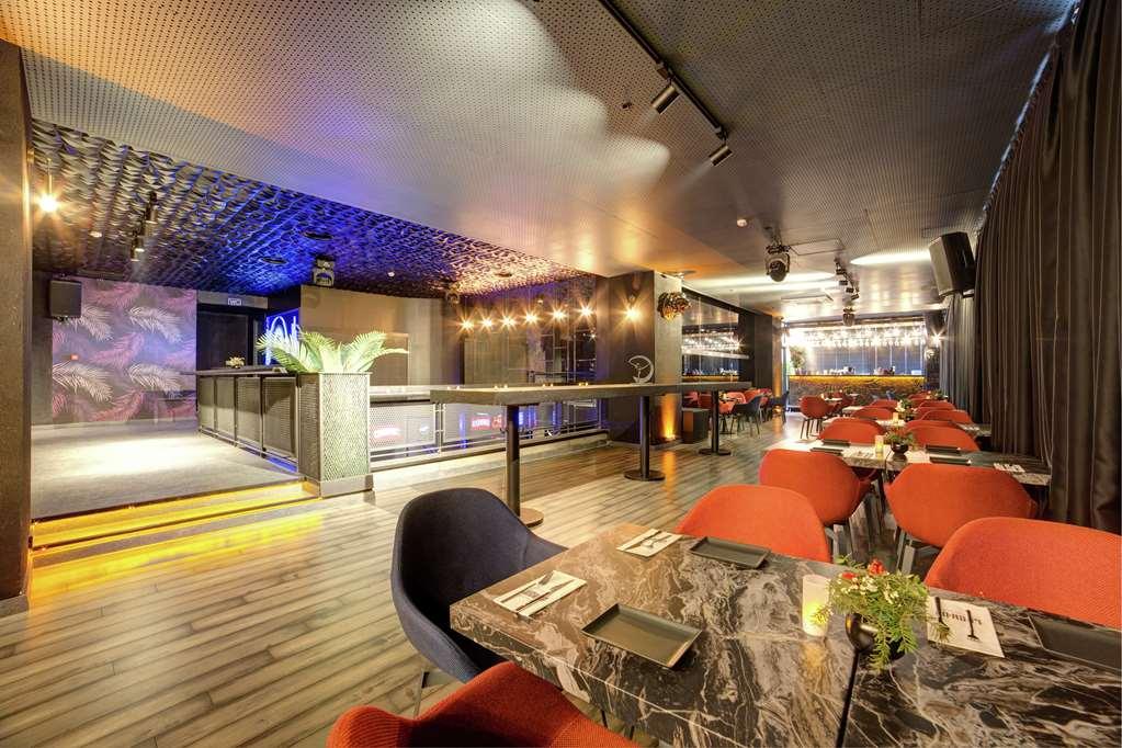 Doubletree By Hilton Adana Hotel Restaurant foto