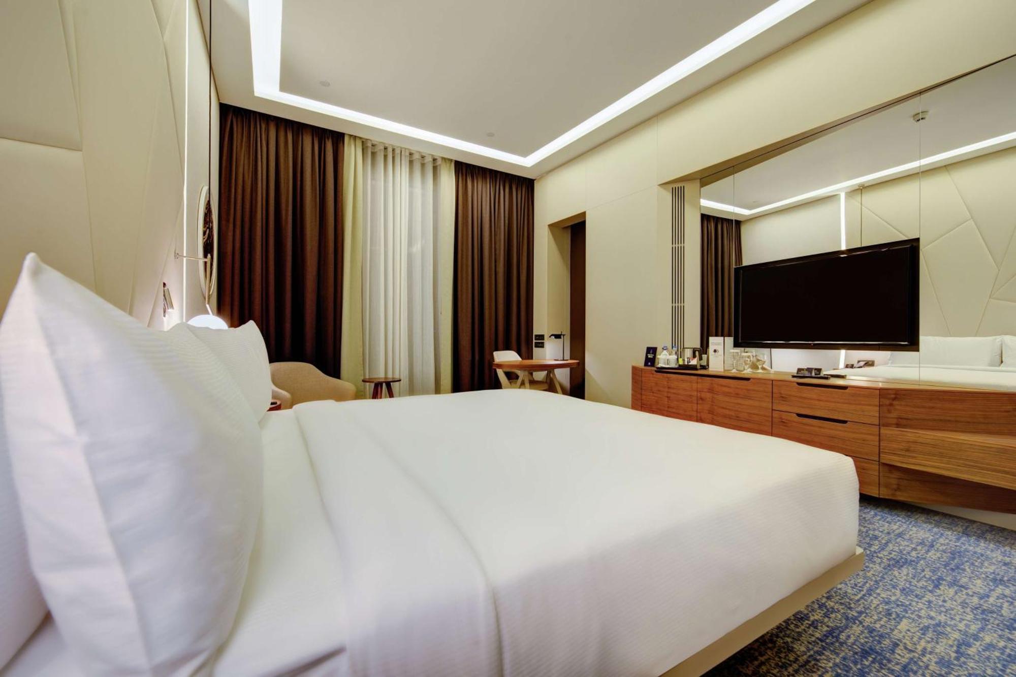 Doubletree By Hilton Adana Hotel Exterior foto